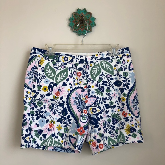 Boden Richmond Shorts In Paisley Boho 
